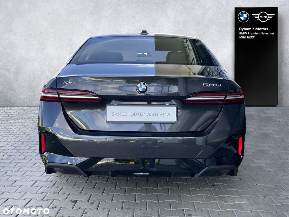 BMW Seria 5 520d xDrive mHEV M Sport - 4