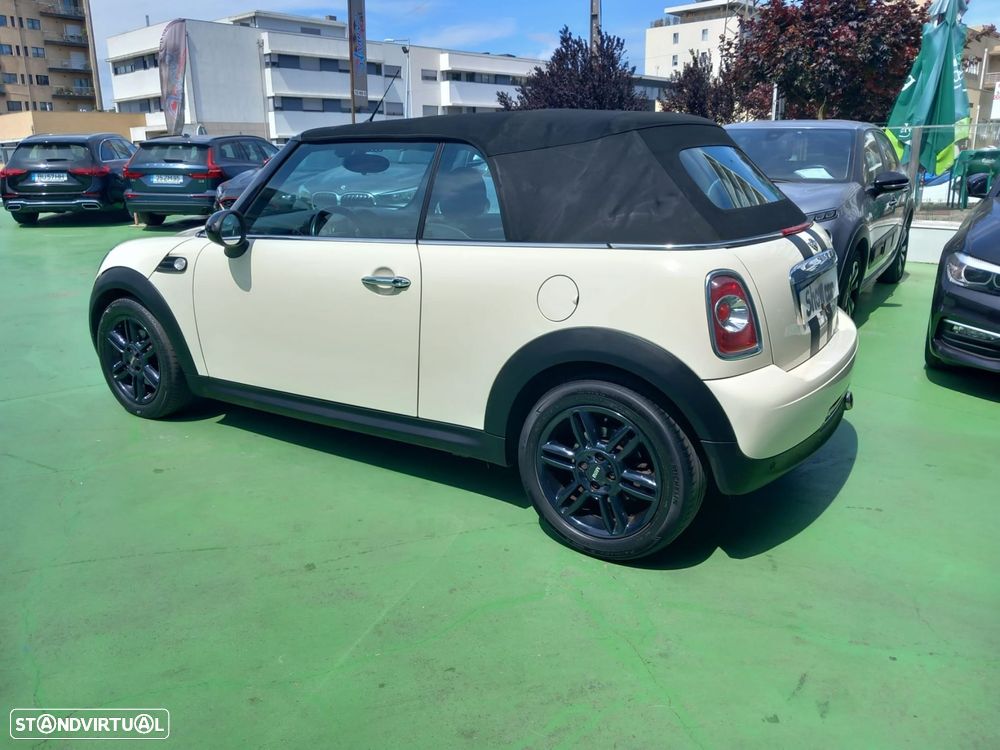 MINI Cabrio Cooper D - 7
