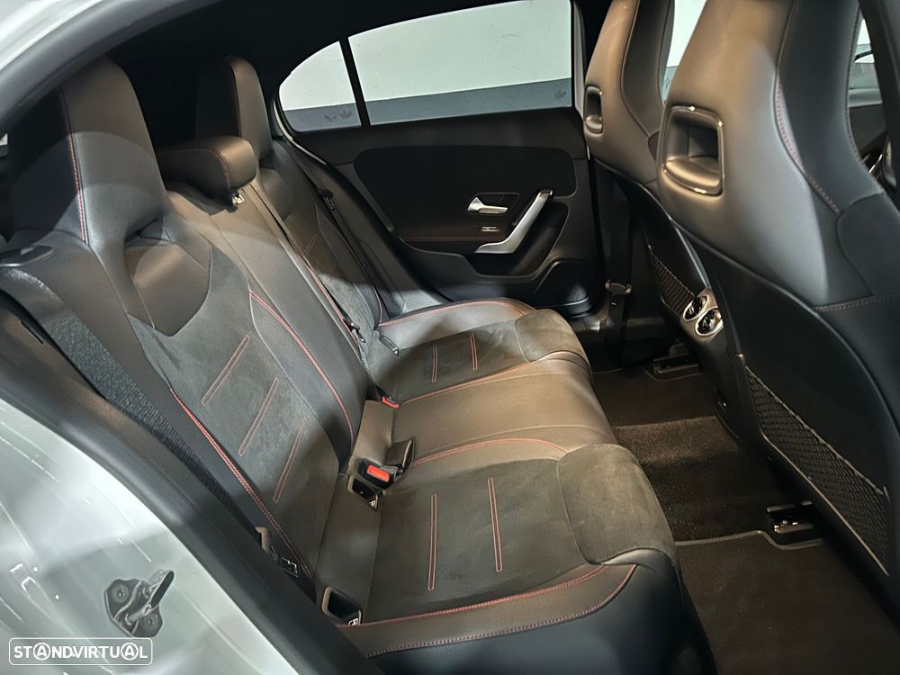 Mercedes-Benz A 160 AMG Line - 15