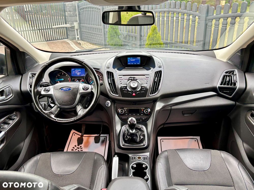 Ford Kuga - 26