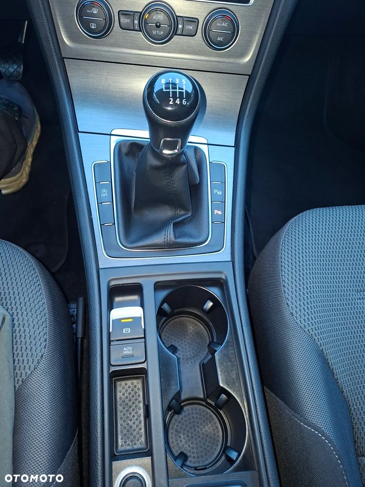 Volkswagen Golf 1.2 TSI BlueMotion Technology MATCH - 11