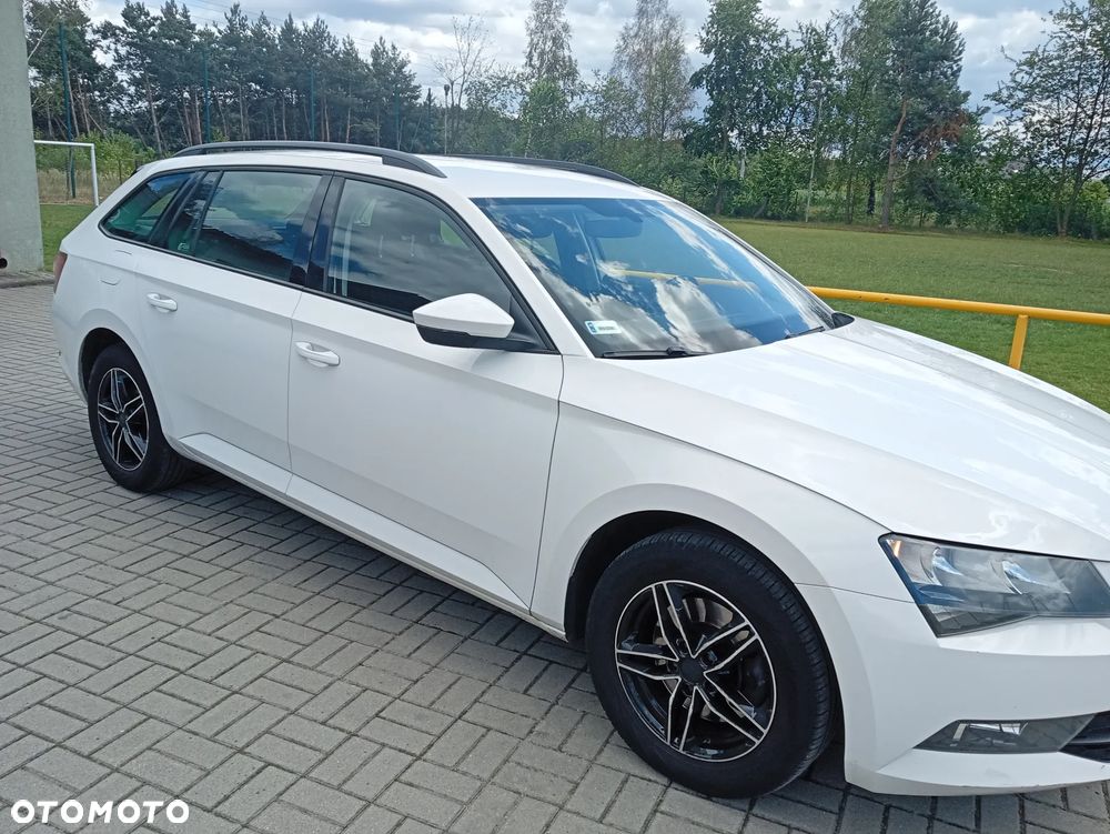 Skoda Superb 1.6 TDI Active - 4