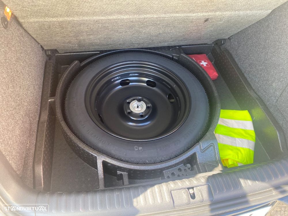 VW Tiguan 2.0 TDI Trend BlueMotion - 12