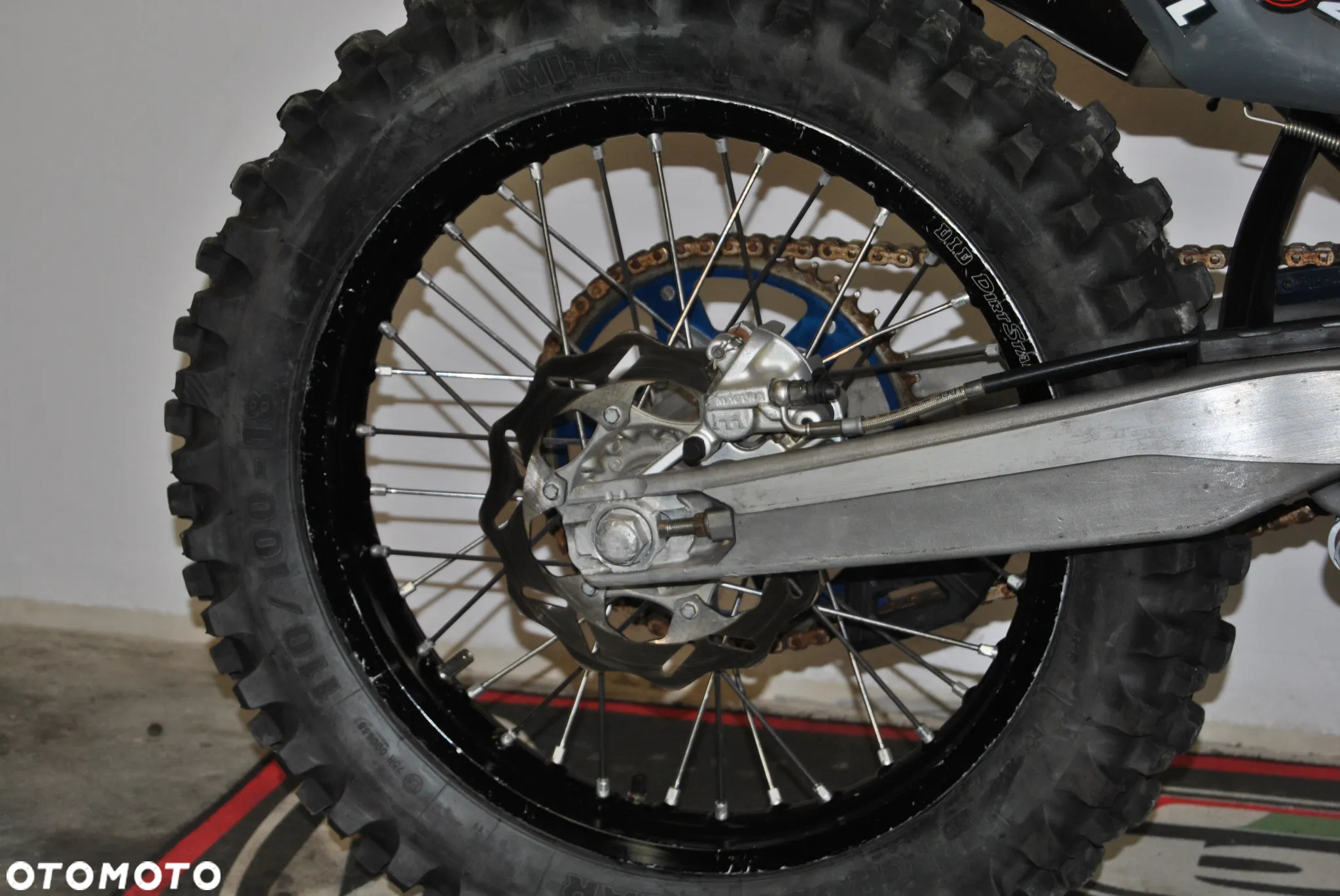 Husqvarna FE - 13