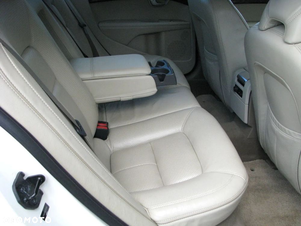 Volvo S80 4.4 V8 AWD Executive - 21