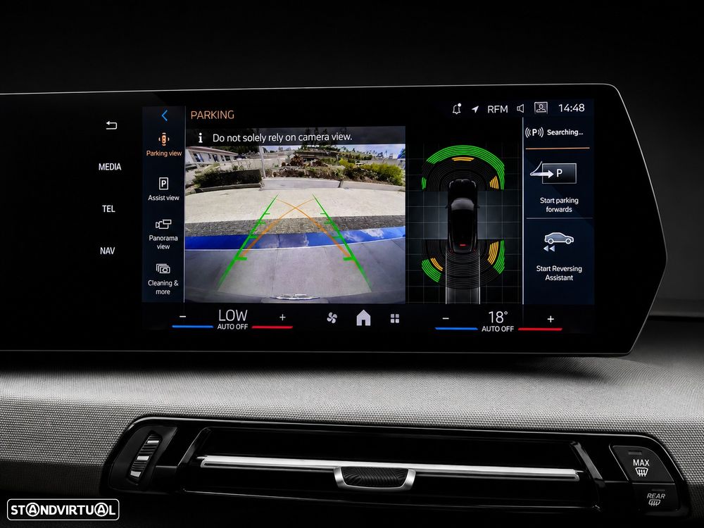 BMW iX2 eDrive20 - 28