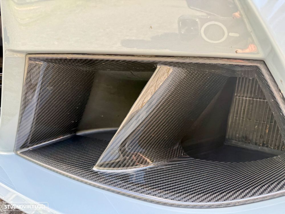 BMW M4 Competition M xDrive - 38