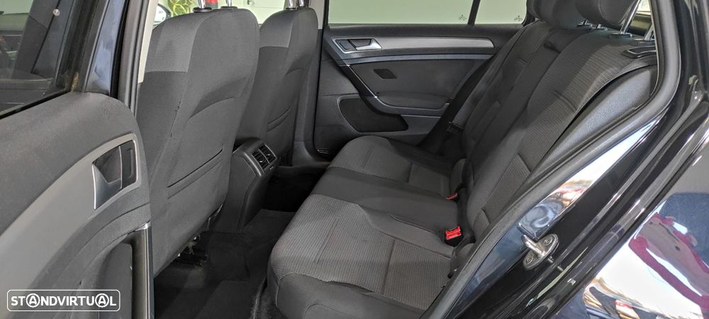 VW Golf Variant 1.6 TDi Sportline - 18
