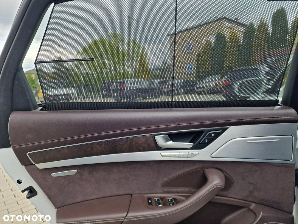 Audi A8 4.2 TDI DPF (clean diesel) quattro tiptronic Lang - 16