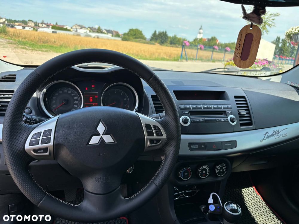Mitsubishi Lancer 1.8 Inform LPG - 21