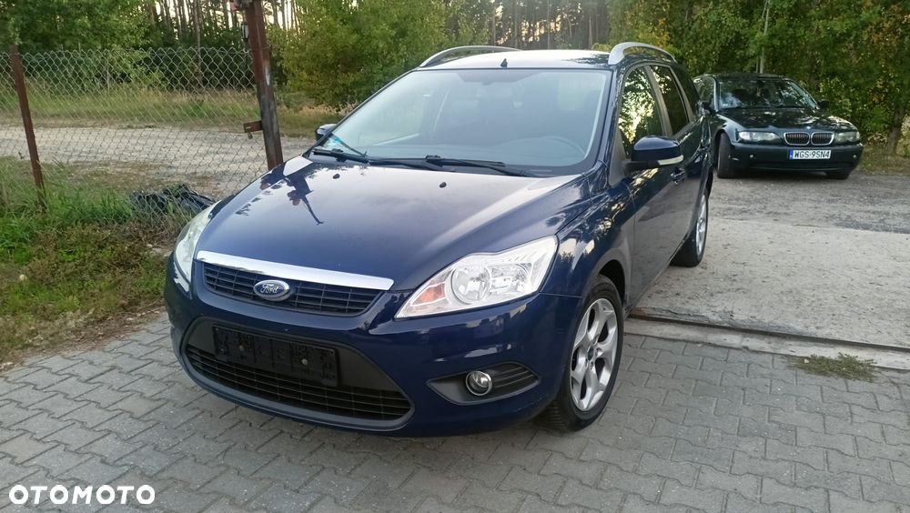Ford Focus 1.6 Trend + - 17