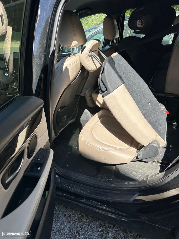 BMW 216 Gran Tourer - 4