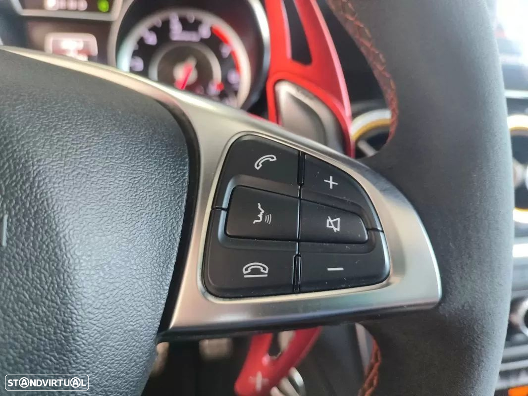 Mercedes-Benz CLA 45 AMG Shooting Brake 4-Matic - 30