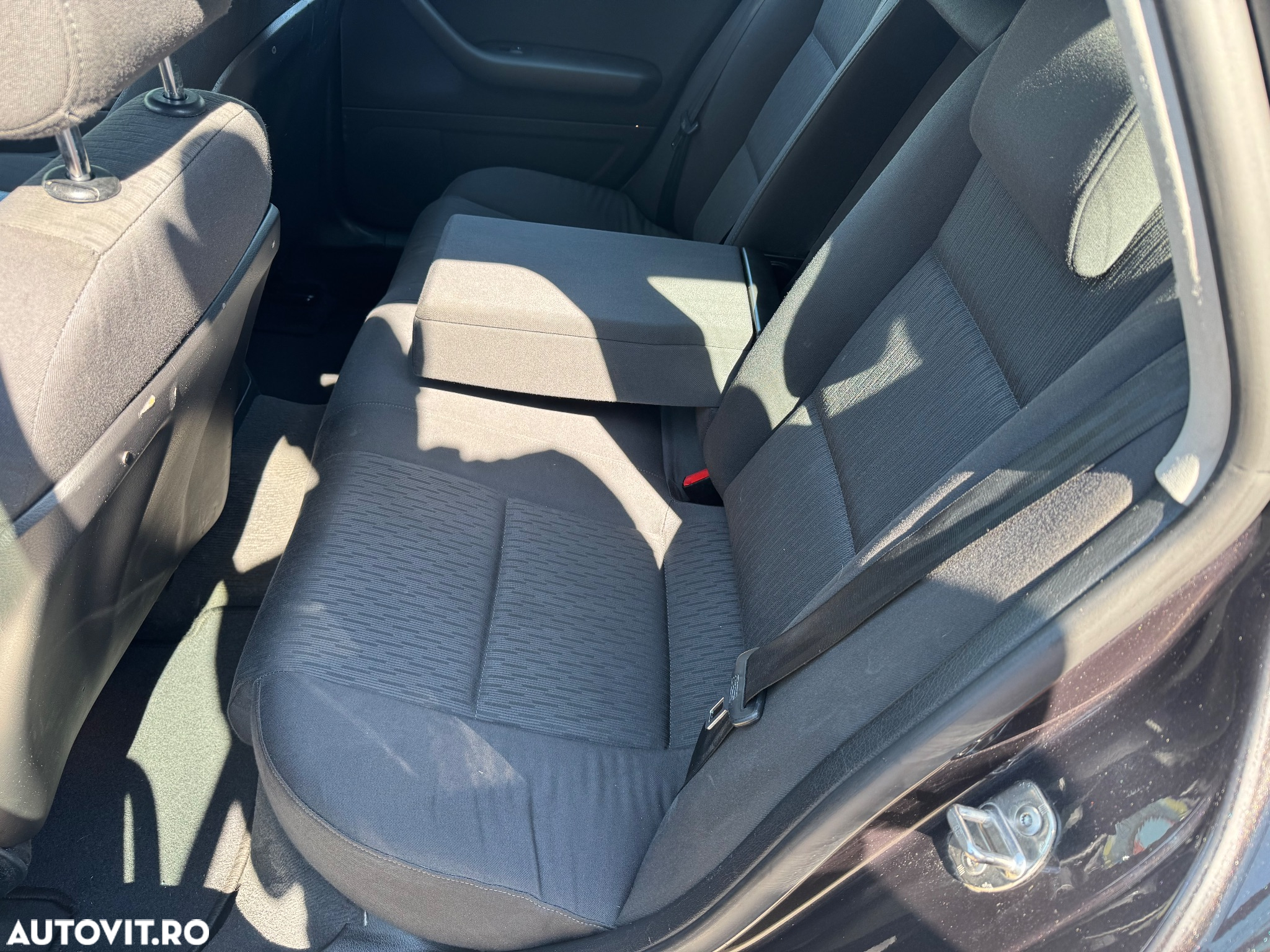 Audi A4 Avant 2.0 TDI DPF quattro - 12