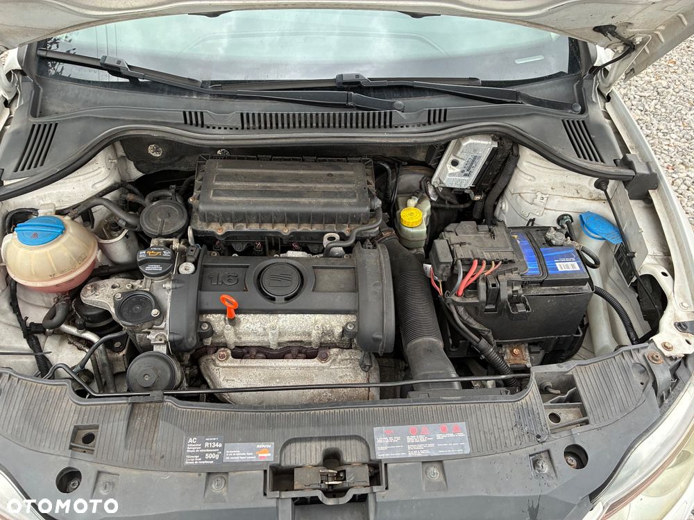 Seat Ibiza SC 1.6 16V Stylance - 14