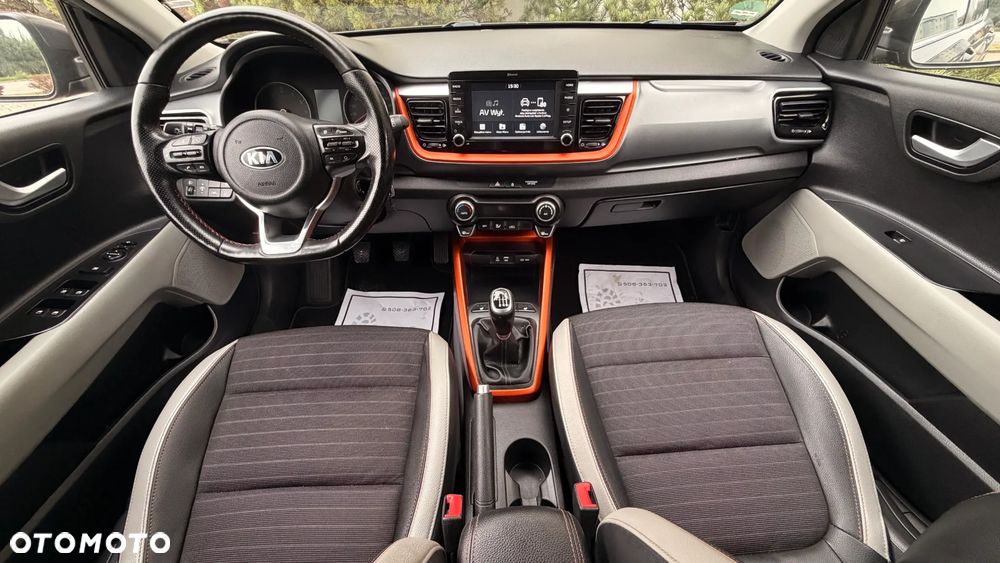 Kia Stonic - 30