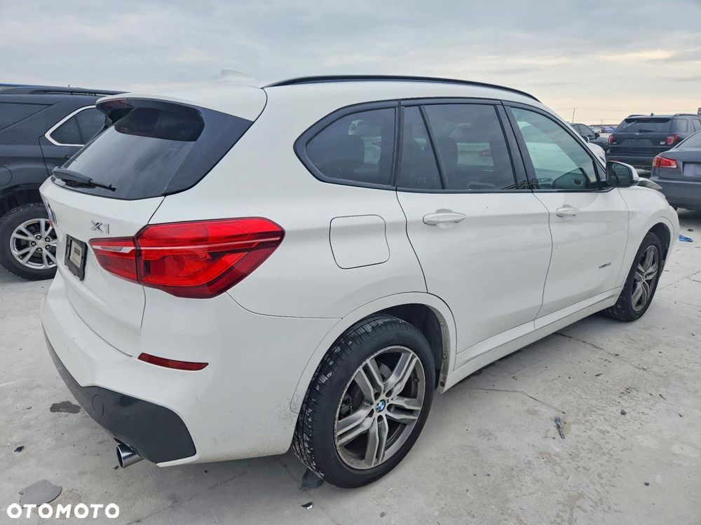 BMW X1 - 3