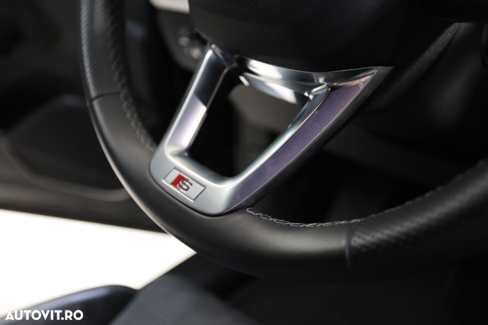 Audi Q5 50 TFSIe quattro S tronic S line - 14