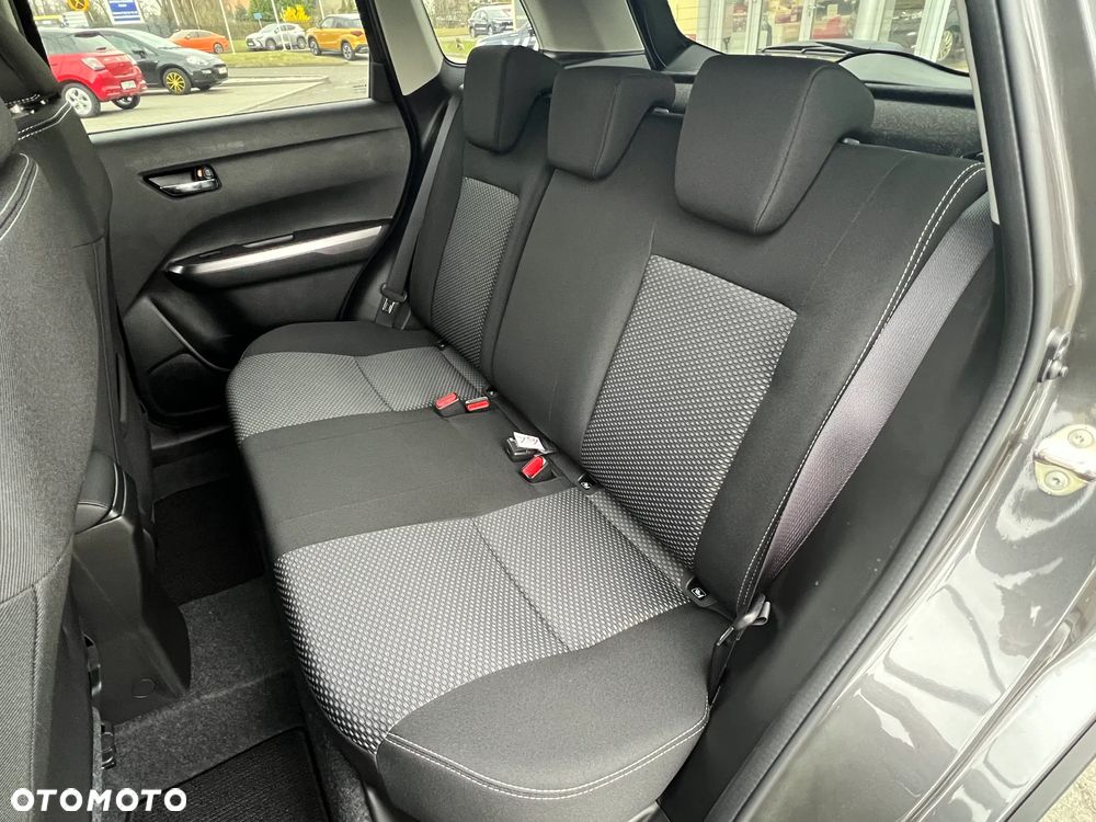 Suzuki Vitara 1.4 Boosterjet mHEV Premium Plus 2WD - 9