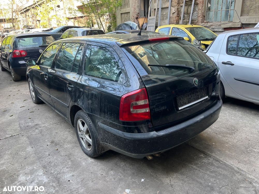 Dezmembrez Skoda Octavia 2 negru break 2006 2.0TDI BDK 140CP - 7