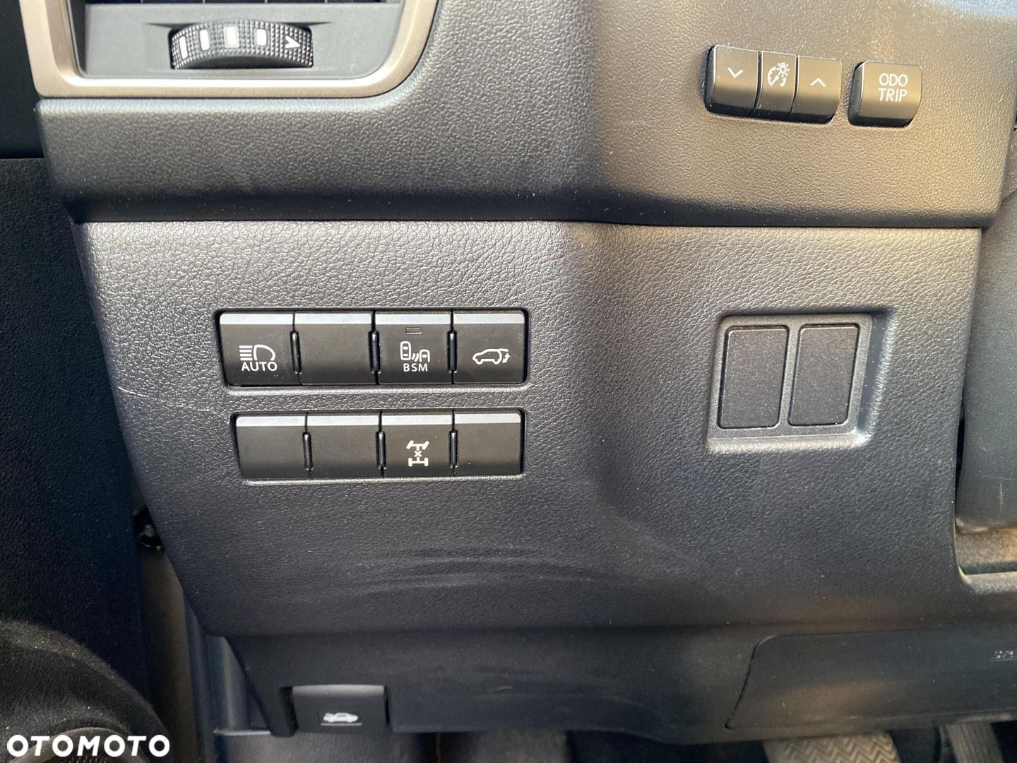 Lexus NX 300 F Impression AWD - 20