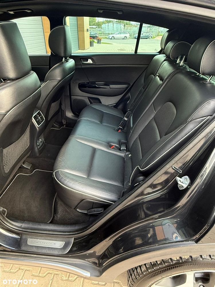 Kia Sportage 2.0 CRDI L AWD - 14