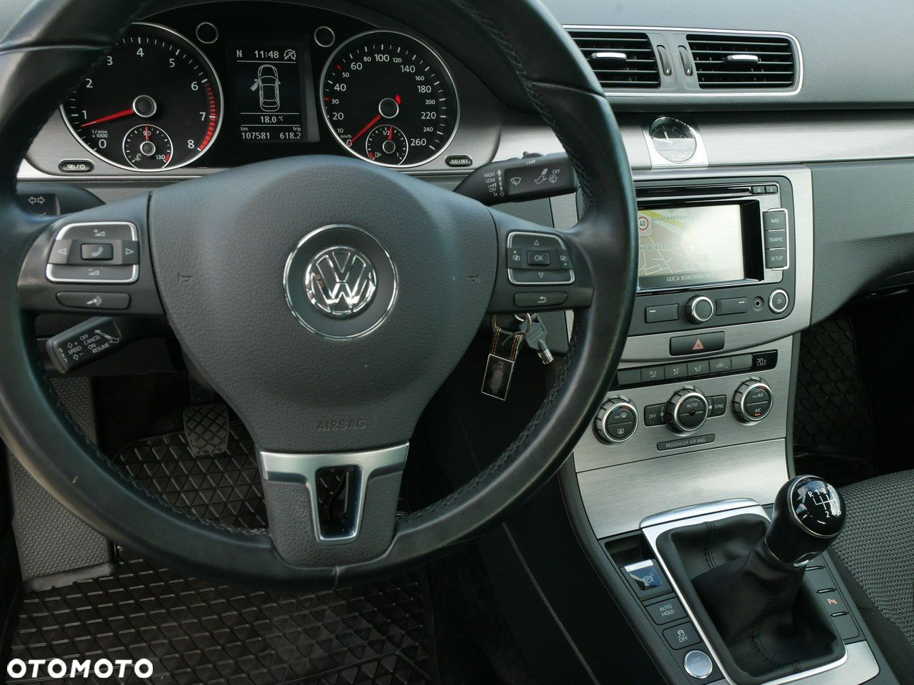 Volkswagen Passat 1.4 TSI BMT Comfortline - 18