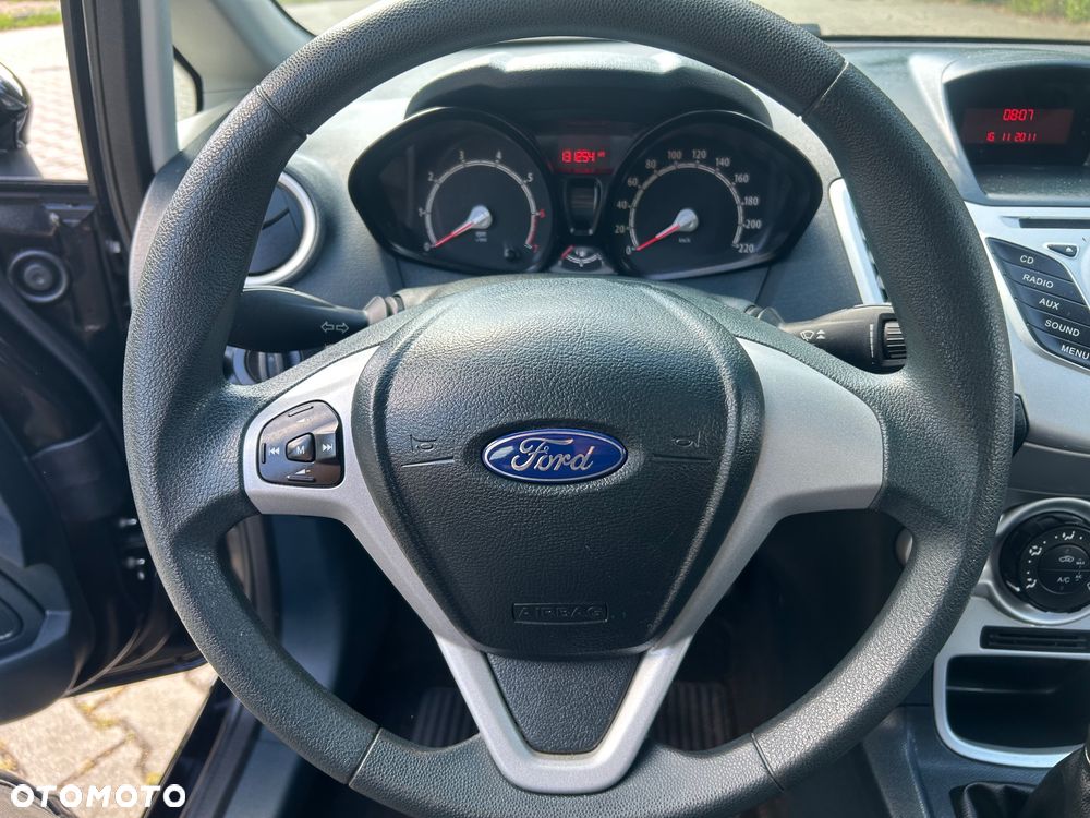 Ford Fiesta 1.25 Champions Edition - 10