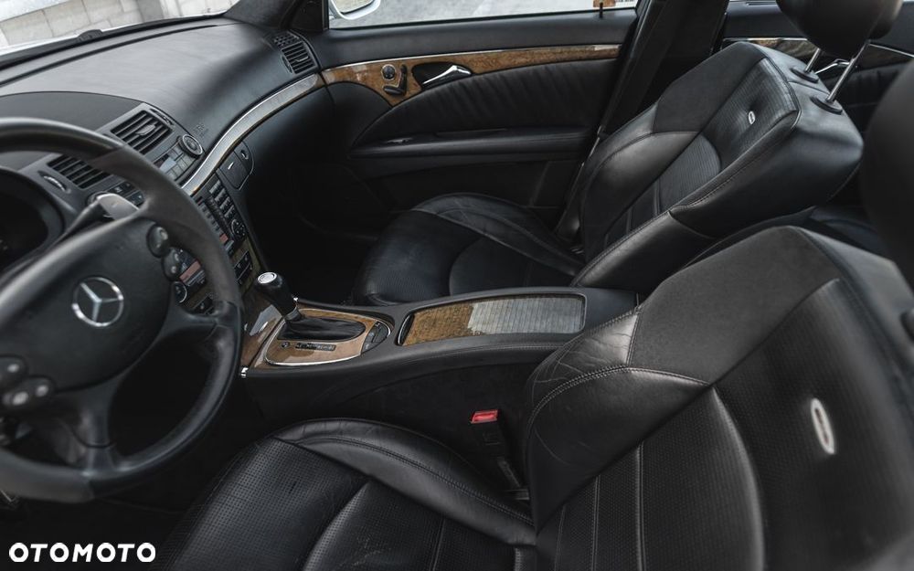 Mercedes-Benz Klasa E 63 AMG - 7