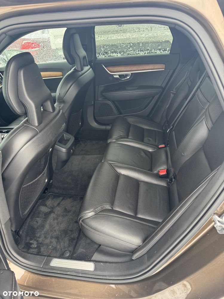 Volvo V90 D5 AWD Geartronic Inscription - 4