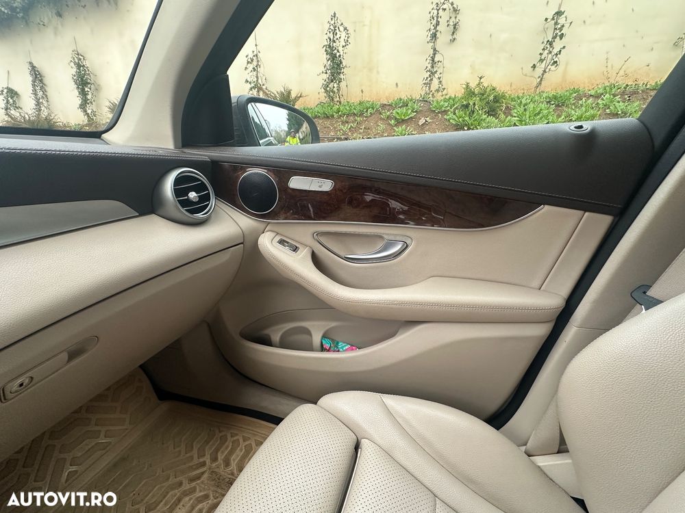 Mercedes-Benz GLC 220 d 4MATIC - 13