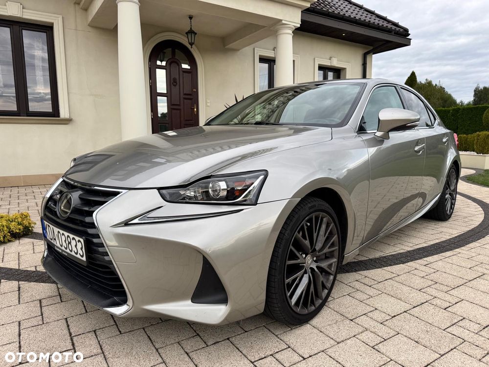 Lexus IS - 17