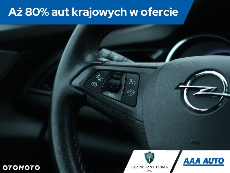 Opel Insignia - 21
