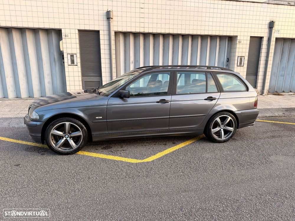 BMW 320 d Touring - 2