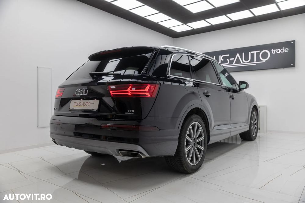 Audi Q7 - 7