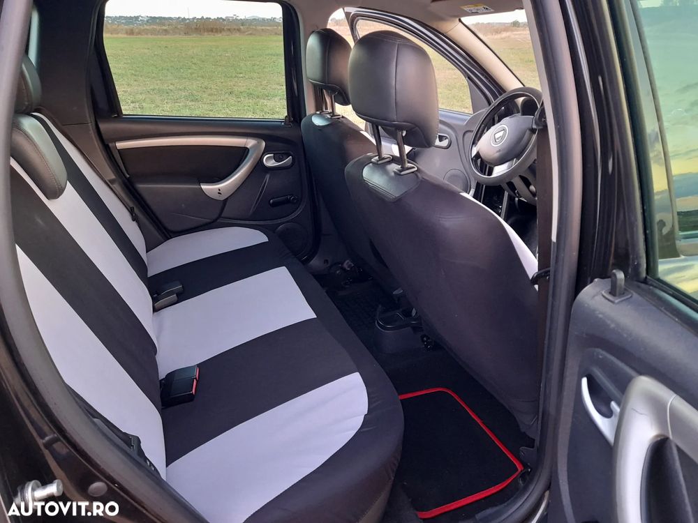 Dacia Duster 1.6 4x2 Laureate - 8