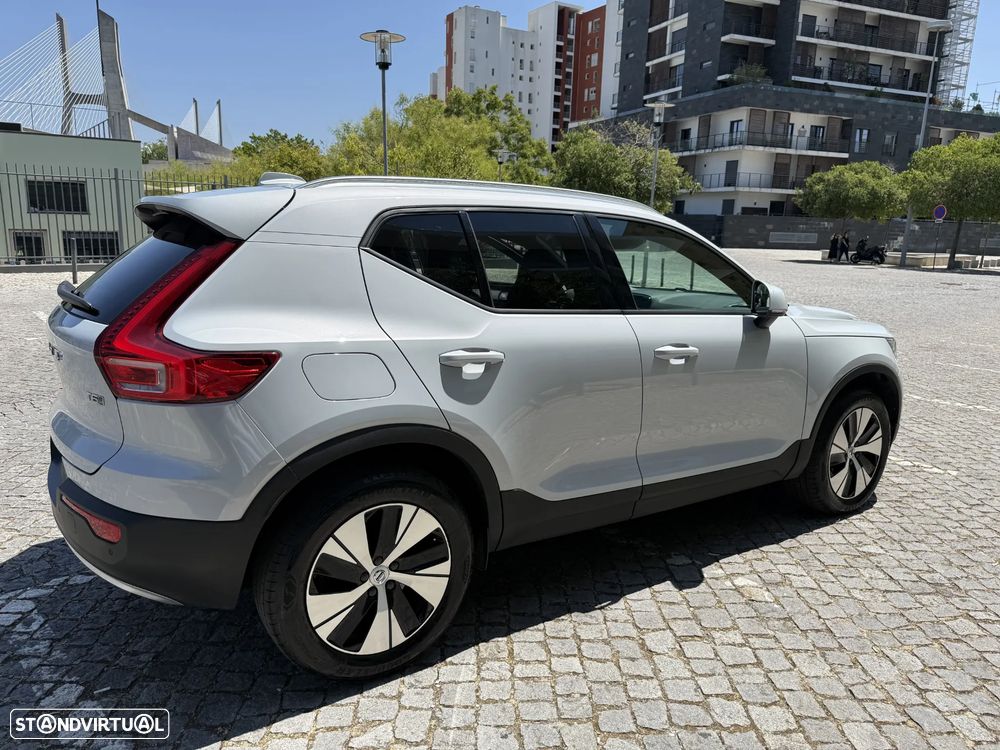 Volvo XC 40 T5 Twin Engine DKG Momentum Pro - 4