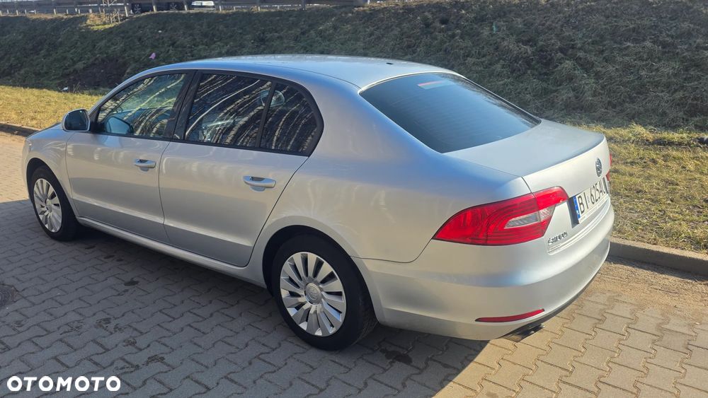 Skoda Superb 1.8 TSI Active DSG - 6