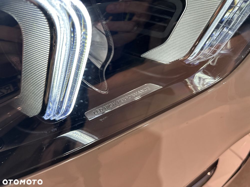 Mercedes-Benz GLE - 12