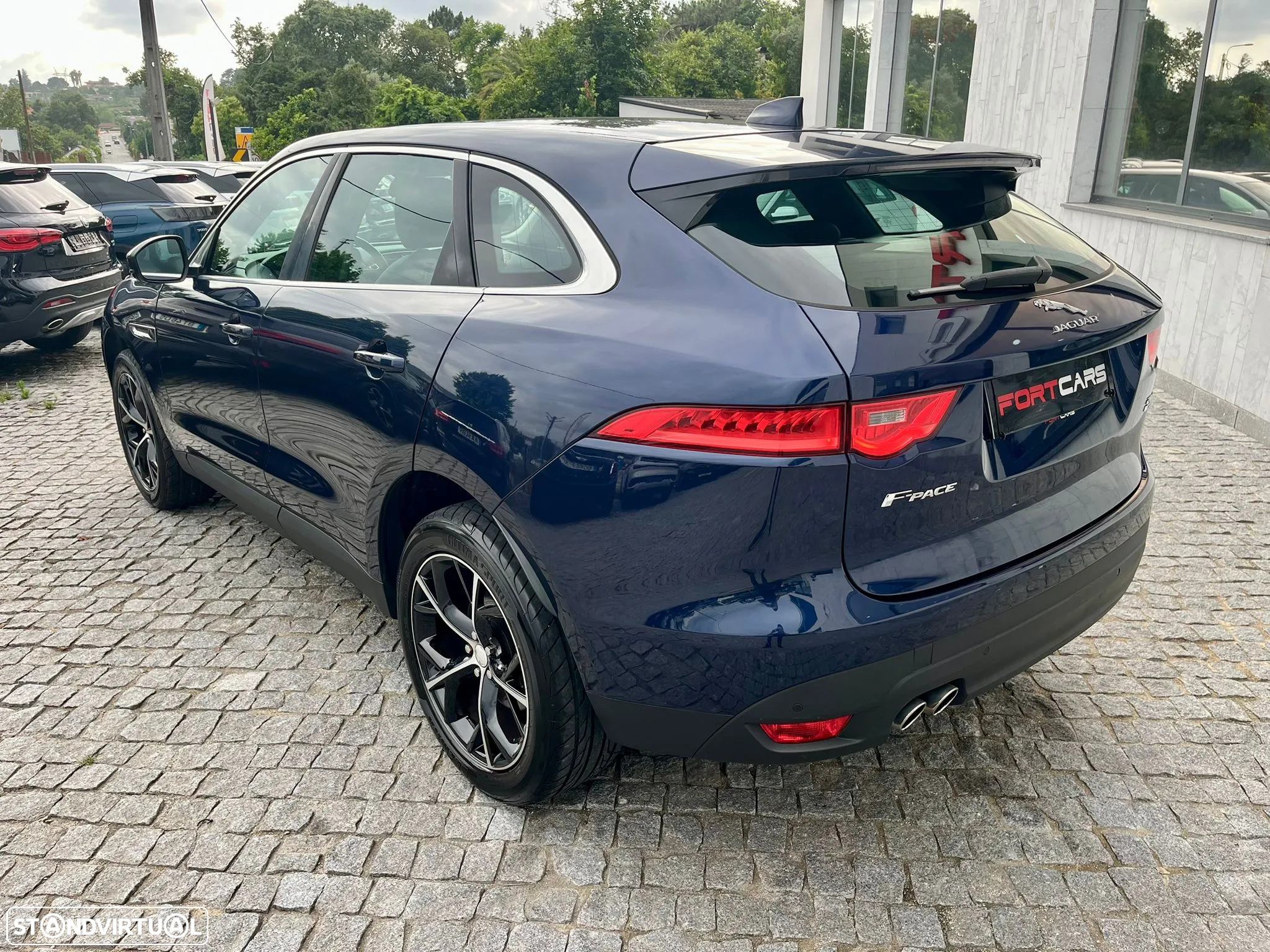 Jaguar F-Pace 2.0 i4D Prestige Aut. - 6