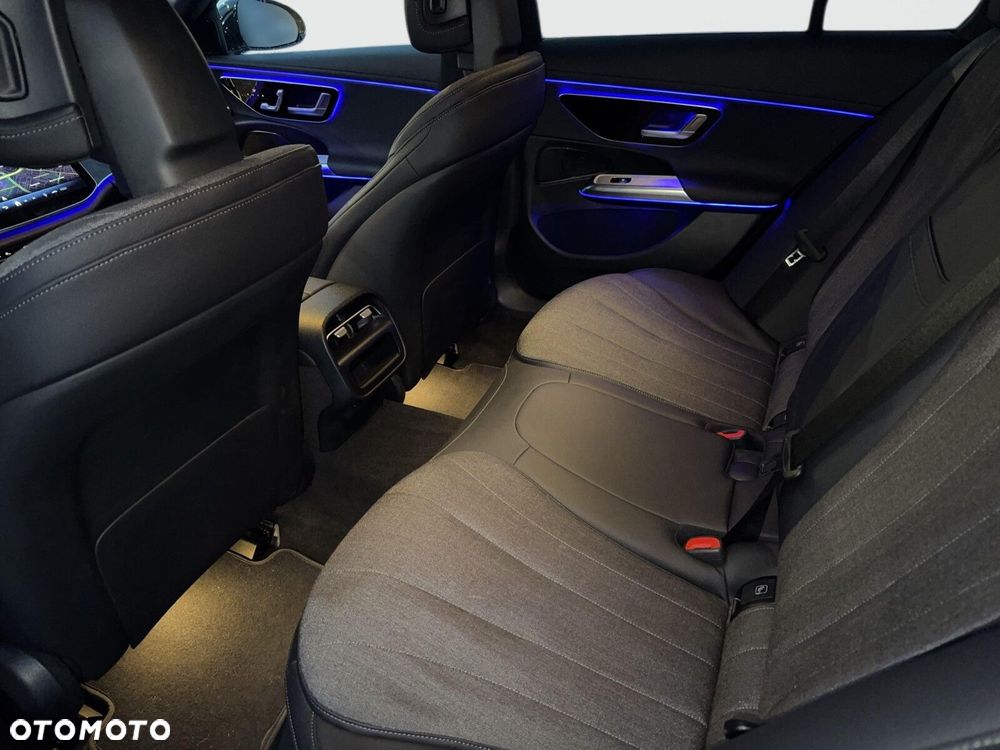 Mercedes-Benz Klasa E - 20