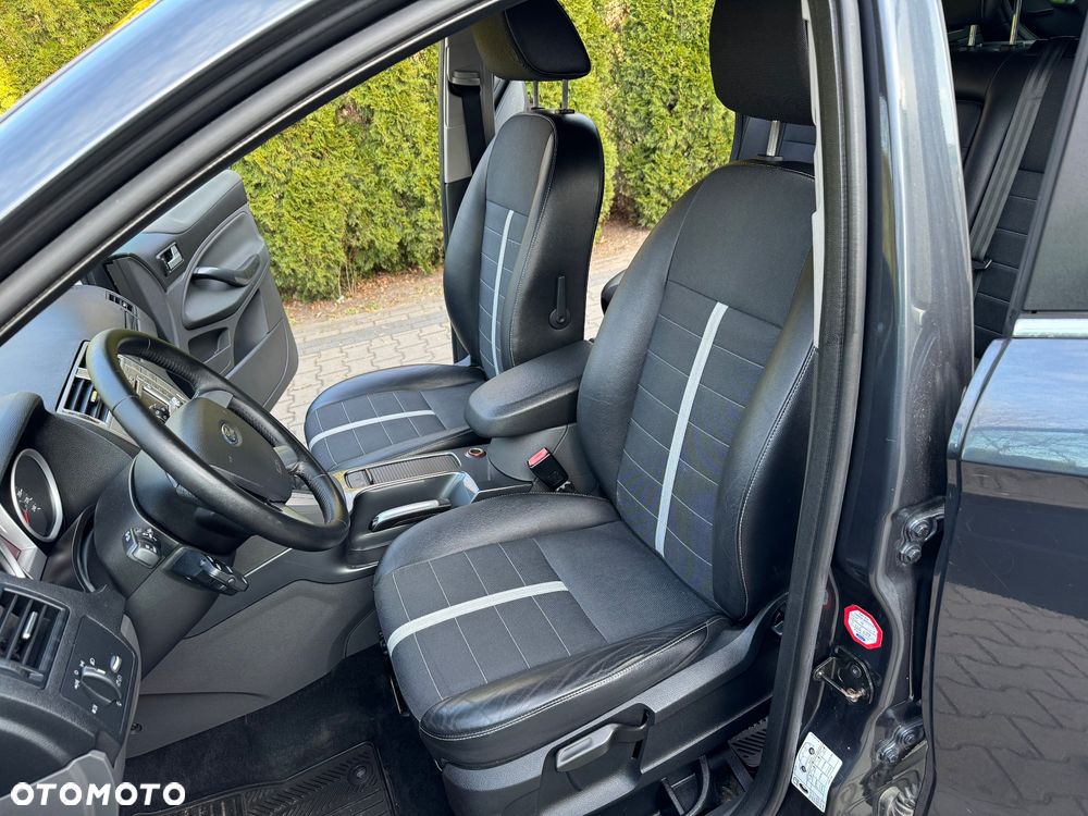 Ford Kuga 2.0 TDCi 4WD Titanium - 15