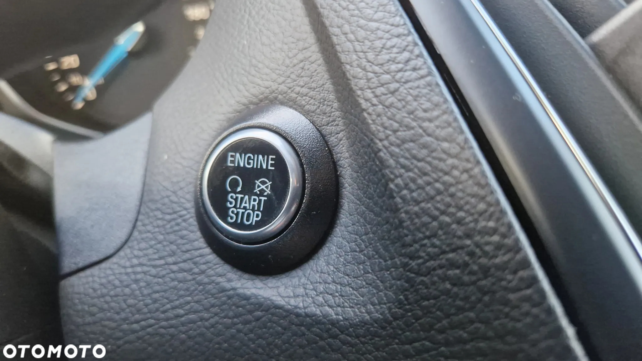 Ford Focus Turnier 1.0 EcoBoost Start-Stopp-System TITANIUM - 14