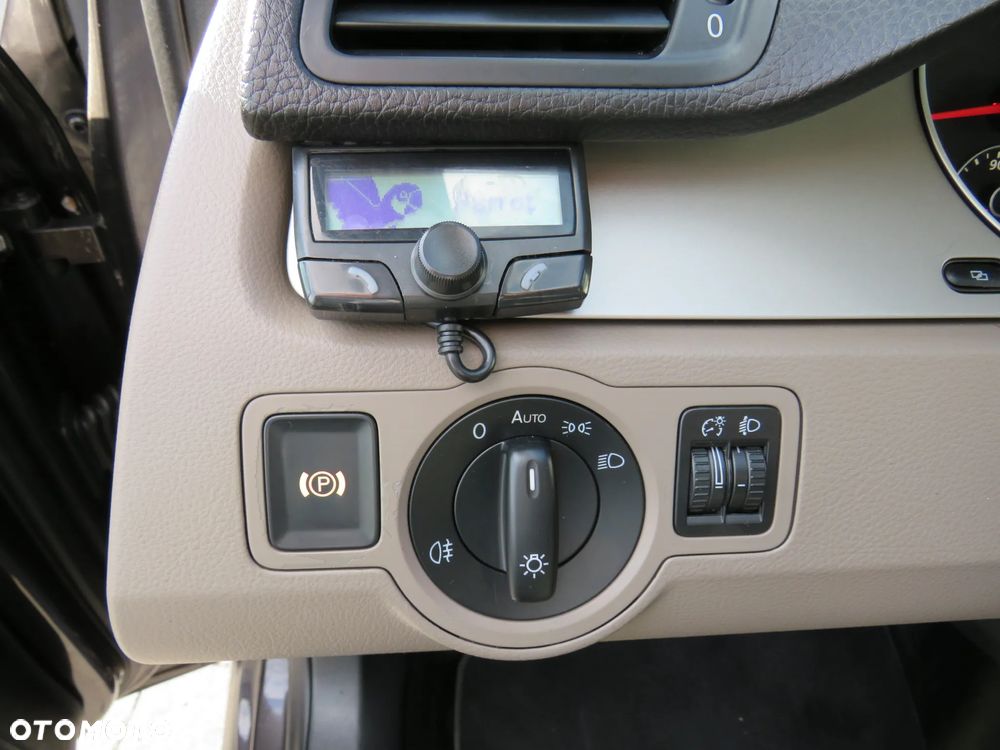 Volkswagen Passat Variant 1.6 TDI BlueMotion Technology Comfortline - 23