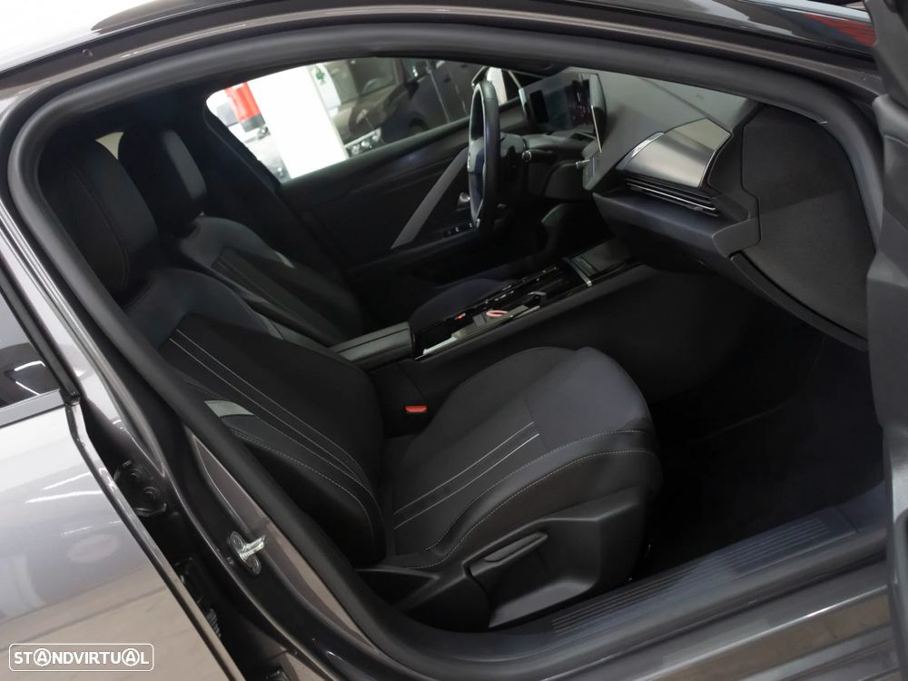 Opel Astra 1.5 D GS Line Aut. - 13