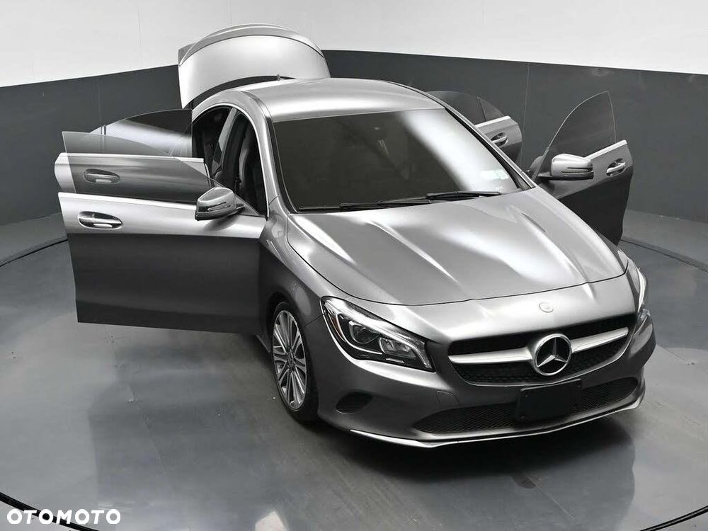 Mercedes-Benz CLA 250 4-Matic - 17