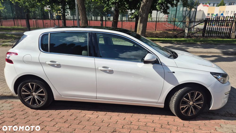 Peugeot 308 1.2 PureTech Allure S&S - 9