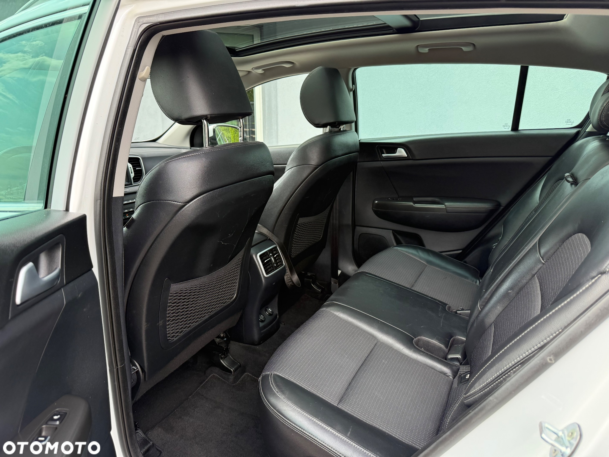 Kia Sportage 2,0 CRDI AWD Vision - 8