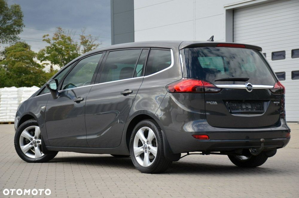 Opel Zafira - 9