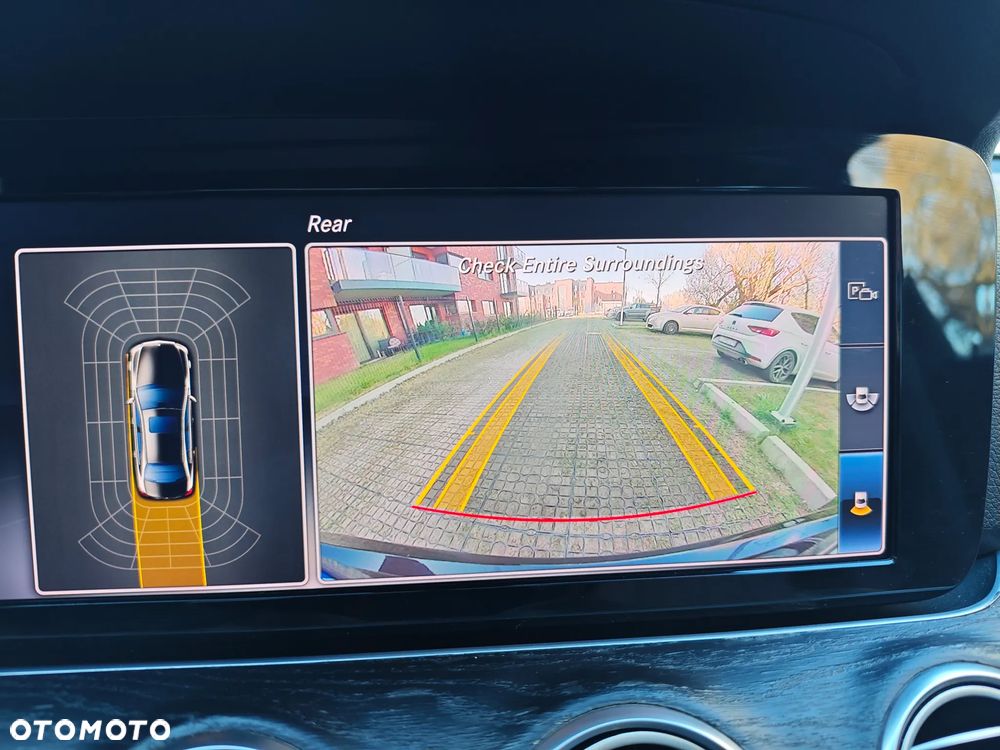 Mercedes-Benz Klasa E 300 9G-TRONIC Avantgarde - 13